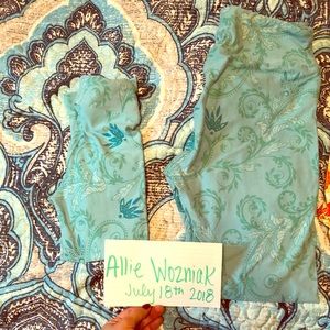 OS & SM LuLaRoe mommy and me set paisley vine!!